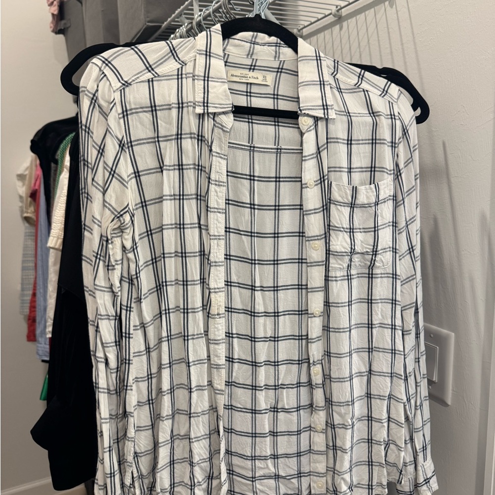Men's White and Black Checkered Shirt
